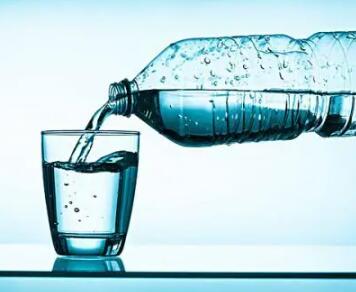 礦泉水進口報關需要注意什么？(礦泉水進口注意事項)